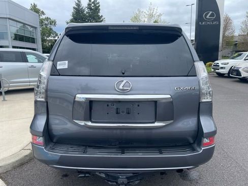 Used 2017 Lexus GX 460 w/ Navigation Package AWD/4WD image 6