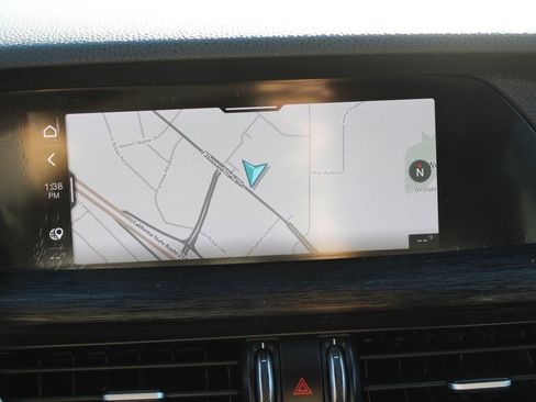 Used 2022 Alfa Romeo Stelvio Sprint image 18