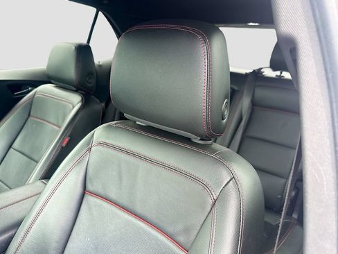 Used 2022 Chevrolet Equinox RS w/ RS Leather Package FWD image 21