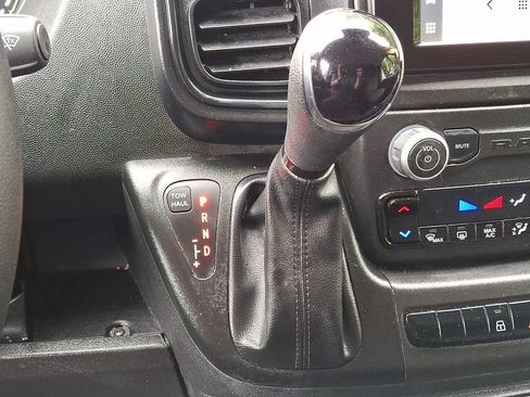 Used 2025 RAM ProMaster 2500 w/ U-Haul Equipment Group FWD image 14