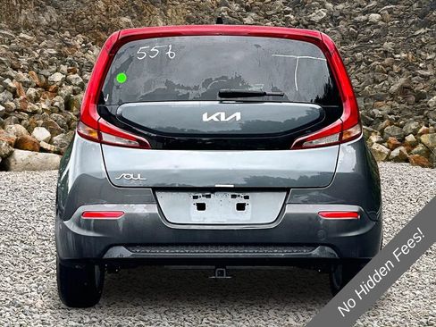 Used 2022 Kia Soul S FWD image 4
