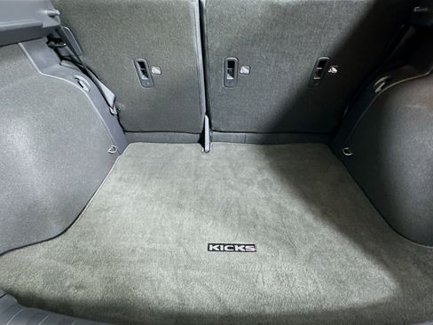 Used 2023 Nissan Kicks SR image 26