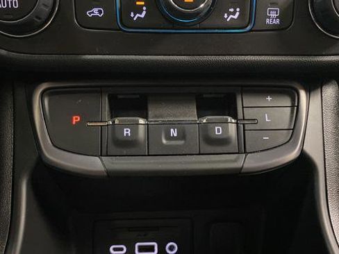 Used 2022 GMC Terrain AT4 w/ Infotainment Package II AWD/4WD image 19
