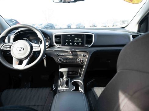 Used 2021 Kia Sportage LX image 20