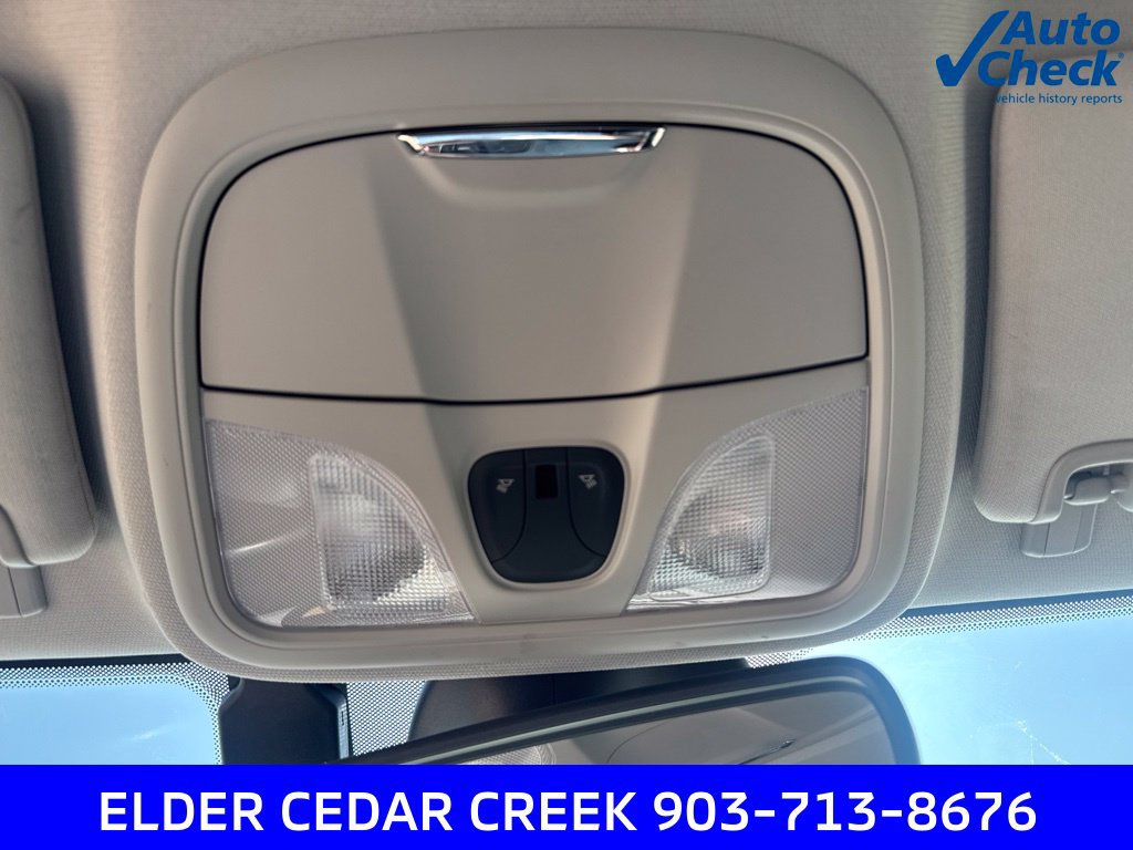 Used 2021 Jeep Cherokee Latitude Plus FWD image 20