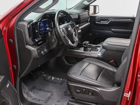 Certified 2023 Chevrolet Silverado 1500 LTZ w/ Technology Package AWD/4WD image 16