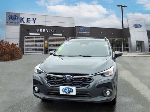 Used 2024 Subaru Crosstrek 2.0i Premium AWD/4WD image 2