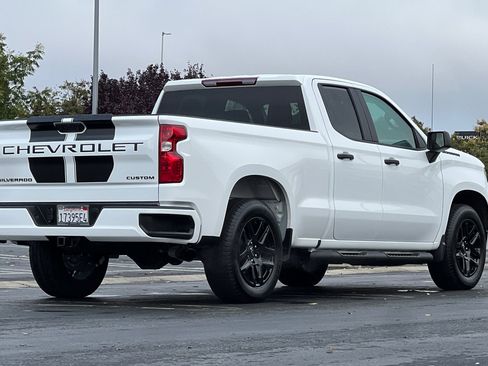 Used 2025 Chevrolet Silverado 1500 Custom w/ Rally Edition image 4