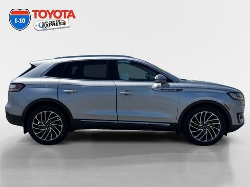Used 2020 Lincoln Nautilus Reserve FWD image 6