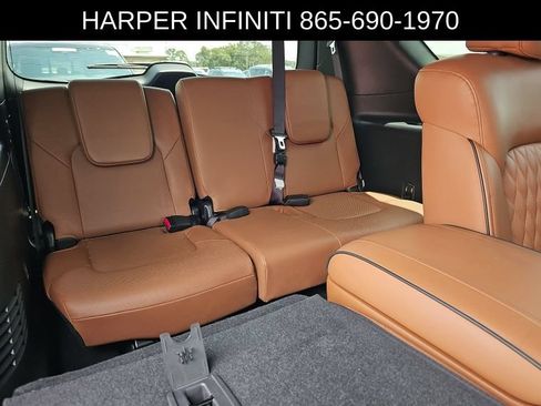 Used 2024 INFINITI QX80 Sensory AWD/4WD image 8