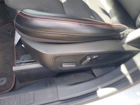 Used 2023 Ford Escape ST-Line image 16