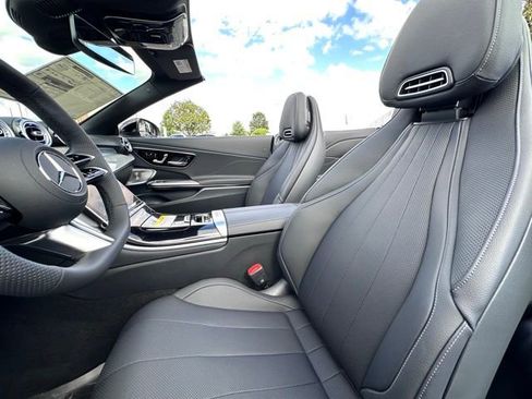 Certified 2026 Mercedes-Benz CLE 300 4MATIC Cabriolet image 28