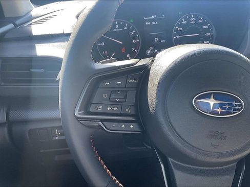 Used 2025 Subaru Crosstrek 2.5i Limited w/ Crosstrek Mirror Package AWD/4WD image 17