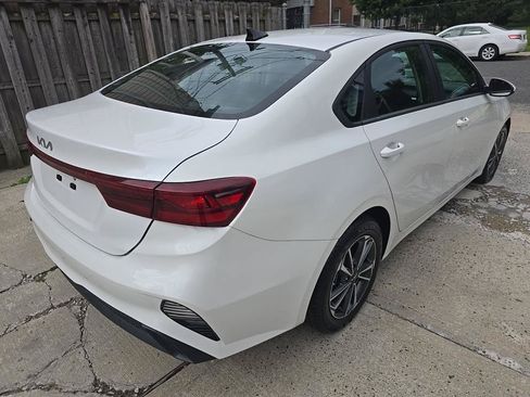 Used 2024 Kia Forte LXS FWD image 2