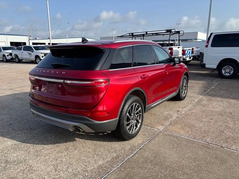Used 2022 Lincoln Corsair FWD w/ Equipment Group 101A image 2