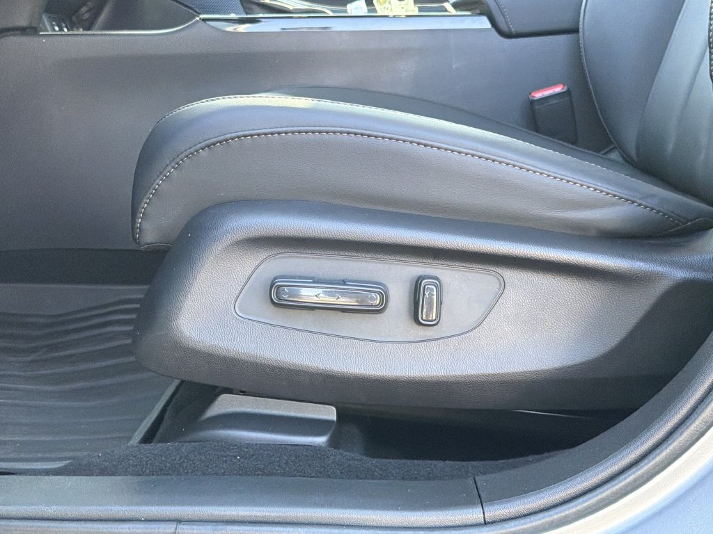 Certified 2025 Acura ADX FWD image 22