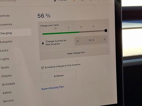 Used 2023 Tesla Model 3 Standard Range image 27
