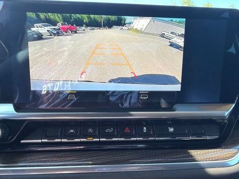 Used 2024 Chevrolet Silverado 1500 LT AWD/4WD image 22
