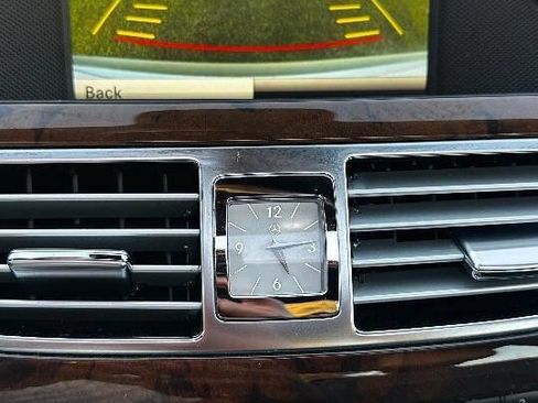 Used 2014 Mercedes-Benz CLS 550 4MATIC image 19