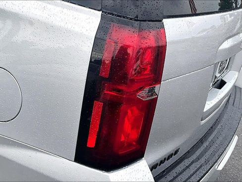 Used 2019 Chevrolet Tahoe Premier AWD/4WD image 27