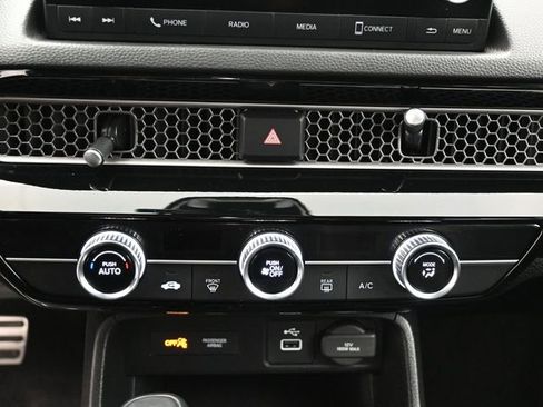 Used 2024 Honda Civic Sport image 15