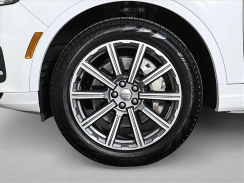 Used 2018 Audi Q7 3.0T Prestige w/ Prestige Package AWD/4WD image 26