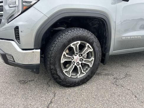 Used 2025 GMC Sierra 1500 SLT AWD/4WD image 32