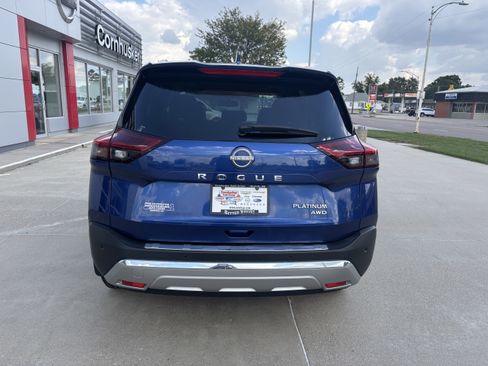 Used 2023 Nissan Rogue Platinum image 7