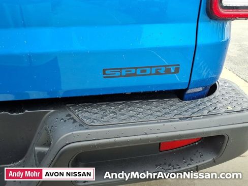 Used 2021 Jeep Gladiator Sport AWD/4WD image 11