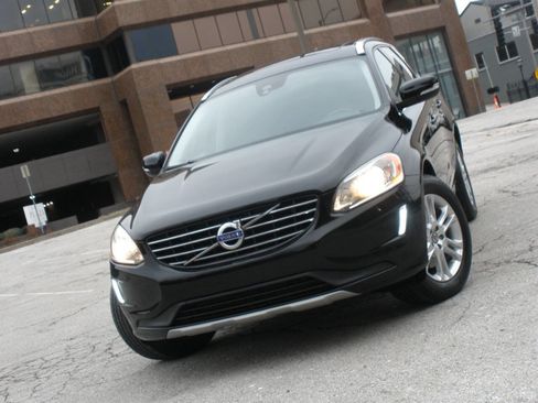 Used 2016 Volvo XC60 T5 Premier image 7