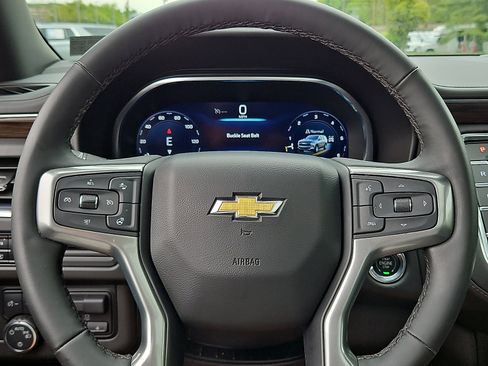 Used 2023 Chevrolet Tahoe LT w/ LT Signature Package AWD/4WD image 20