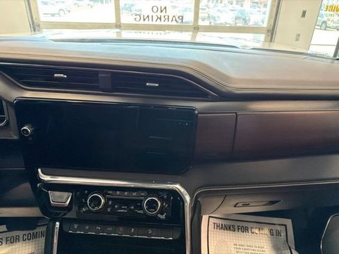 Used 2024 GMC Sierra 2500 Denali Ultimate AWD/4WD image 28
