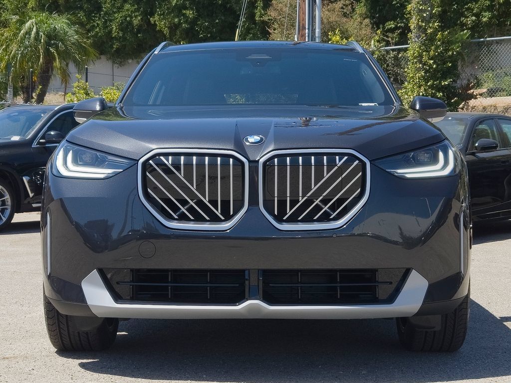 New 2026 BMW X3 xDrive30i w/ Convenience Package AWD/4WD image 2