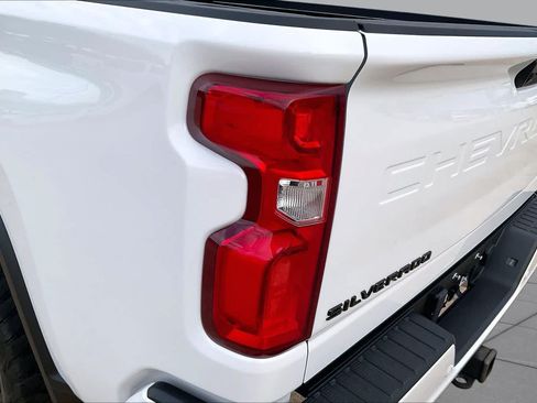 Used 2024 Chevrolet Silverado 2500 LTZ w/ LTZ Plus Package AWD/4WD image 29