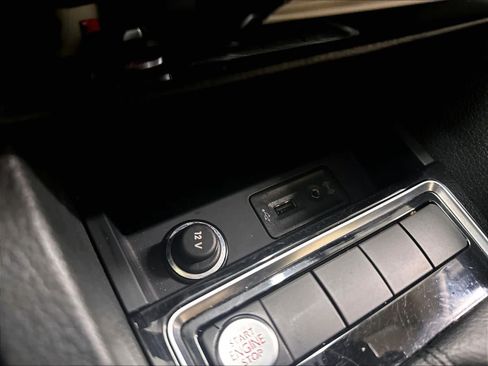 Used 2018 Volkswagen Jetta SEL FWD image 18