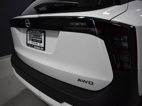 New 2026 Nissan Kicks SV image 12