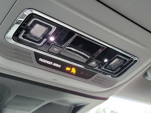 Certified 2022 Lincoln Corsair FWD image 30