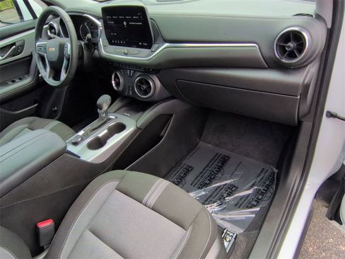 Certified 2024 Chevrolet Blazer LT w/ Convenience Package image 27