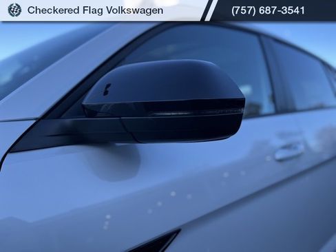 Used 2023 Volkswagen Atlas Cross Sport SEL R-Line image 3