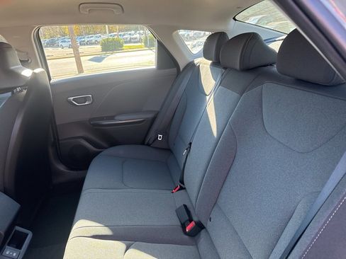 New 2025 Kia K4 LXS image 16