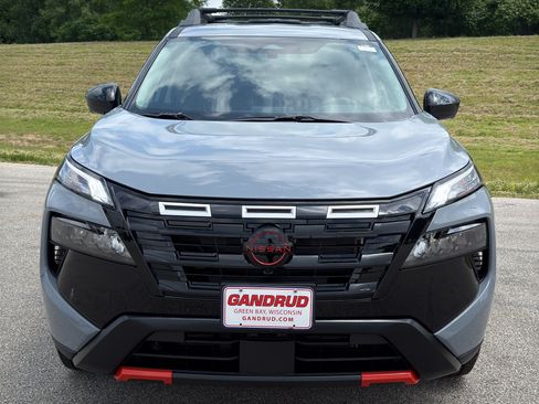 New 2026 Nissan Rogue SV AWD/4WD image 3