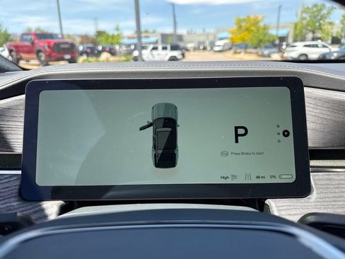 Used 2023 Rivian R1S Adventure AWD/4WD image 16