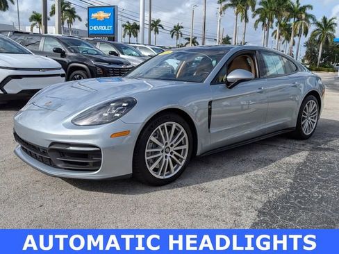 Used 2021 Porsche Panamera image 3
