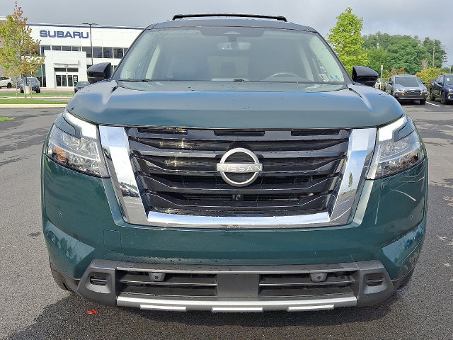 Used 2023 Nissan Pathfinder SL w/ SL Premium Package AWD/4WD image 2