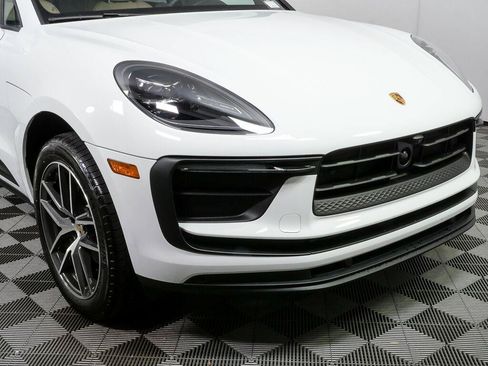 Certified 2026 Porsche Macan Turbo AWD/4WD image 38
