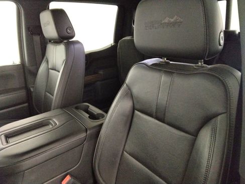 Used 2019 Chevrolet Silverado 1500 High Country image 33