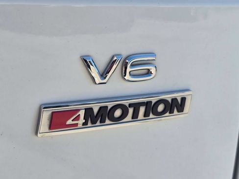 Used 2019 Volkswagen Atlas SE w/ Panoramic Sunroof Package AWD/4WD image 26