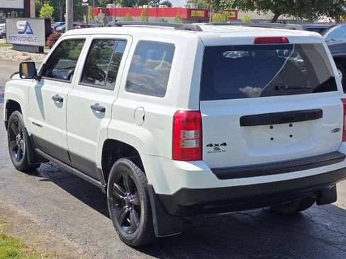 Used 2015 Jeep Patriot 4WD image 4