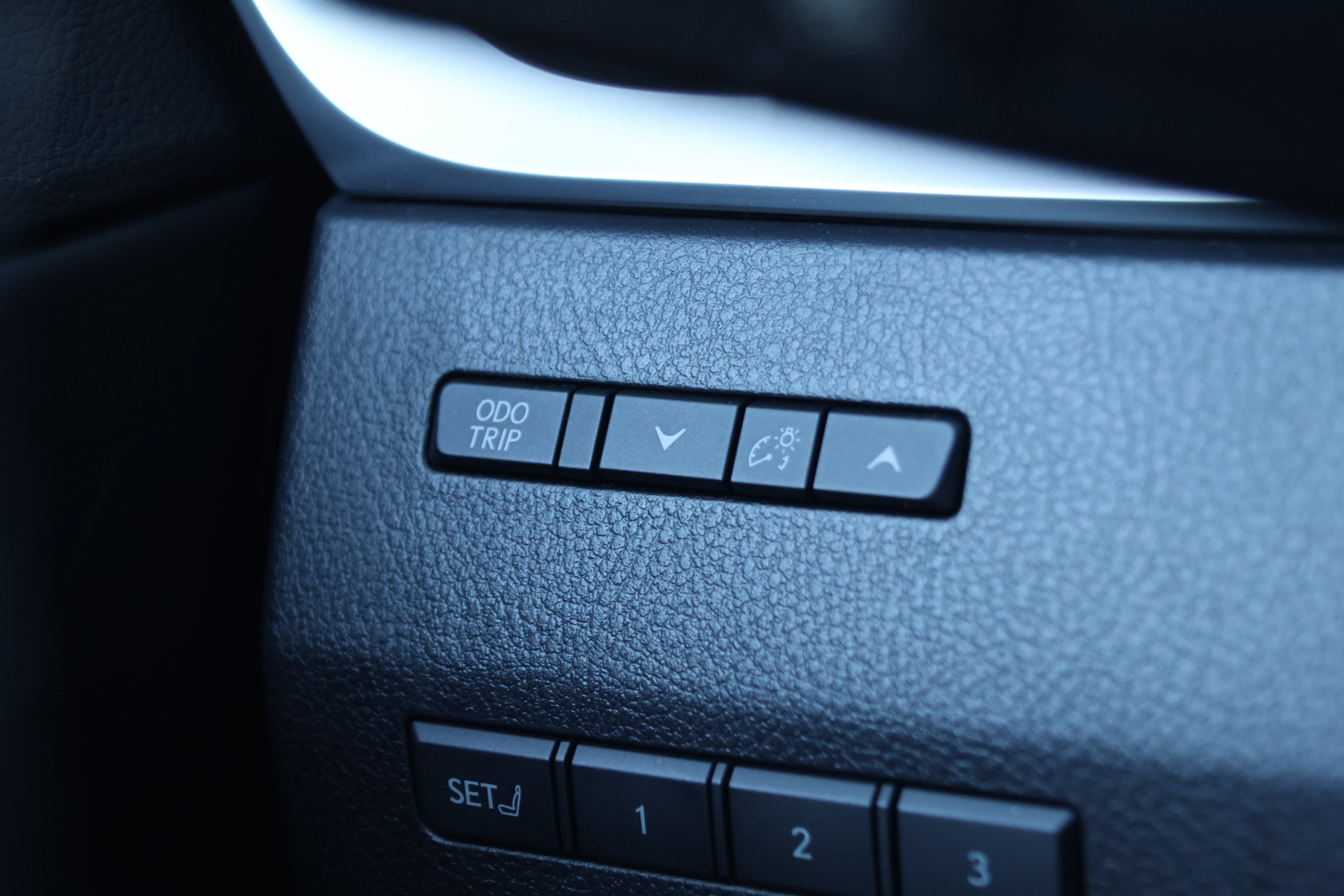 Used 2024 Lexus GX 550 w/ Accessory Package (2T) AWD/4WD image 14