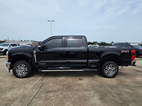 Used 2023 Ford F250 Lariat w/ FX4 Off-Road Package AWD/4WD image 7